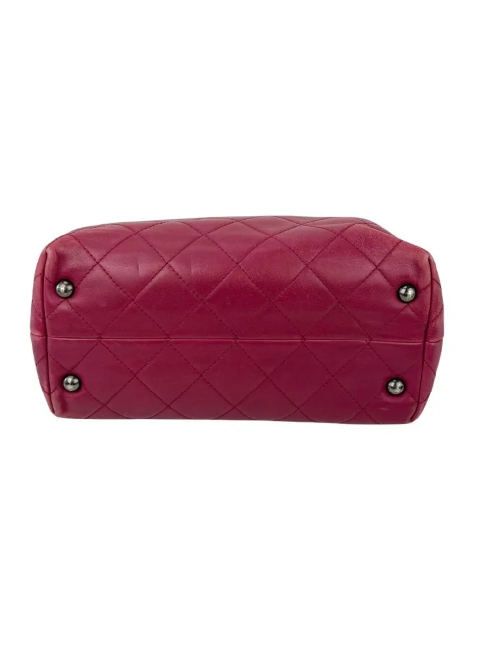 Chanel Shopping in Chains Quilted Leather Burgundy Tote Bag - Picture 3 of 16